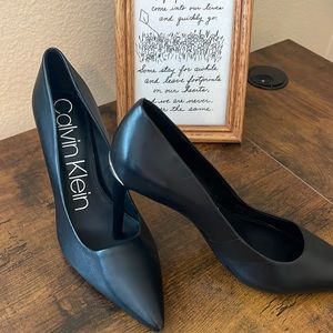 NWOT Calvin Klein black heels 9.5